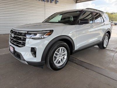 2027 Ford Explorer Active w/200A Pkg