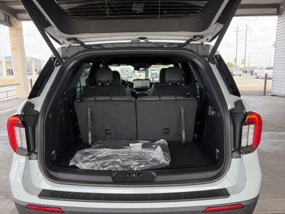 2027 Ford Explorer Active w/200A Pkg