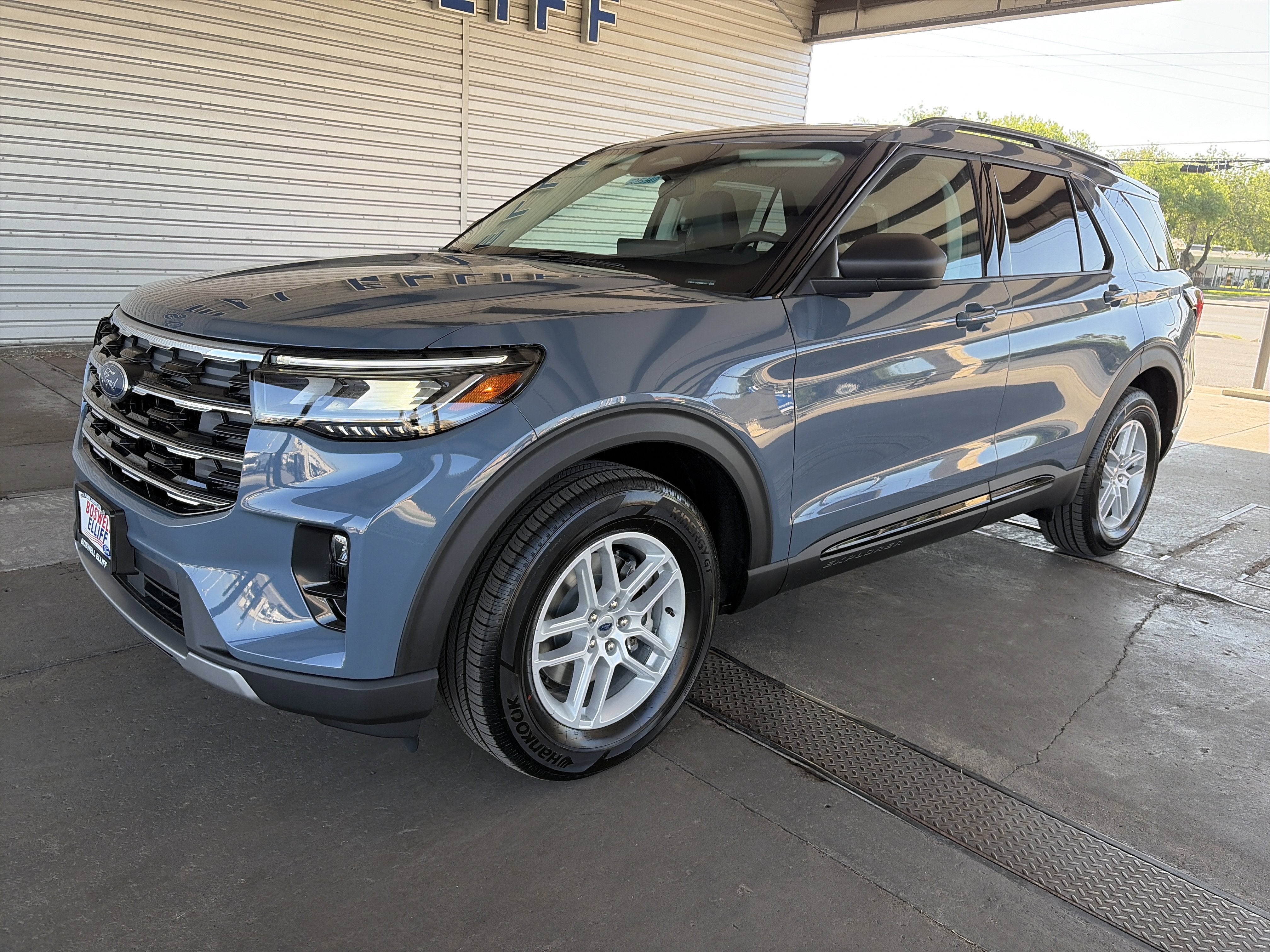 2026 Ford Explorer Active w/200A Pkg