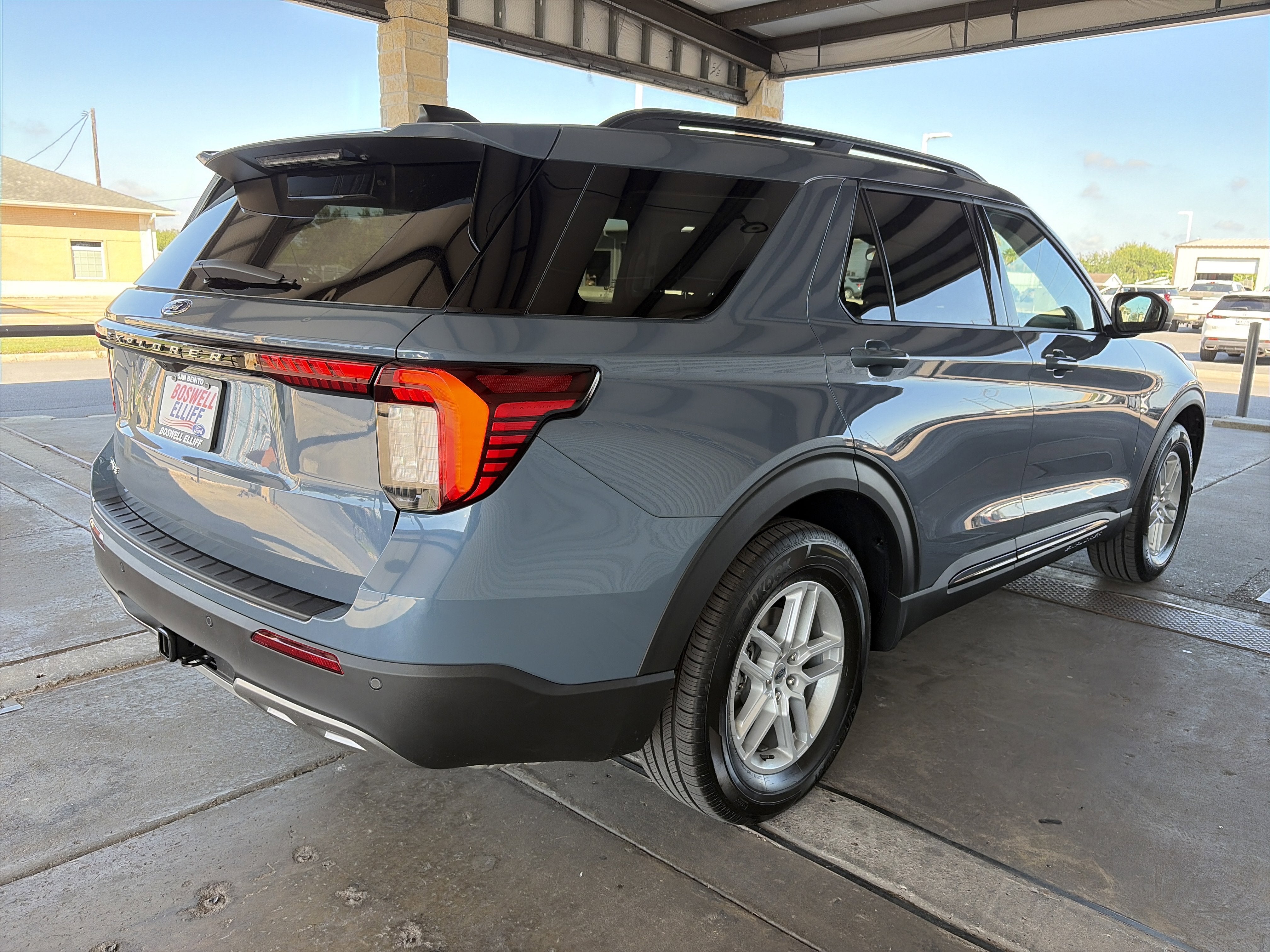 2026 Ford Explorer Active w/200A Pkg