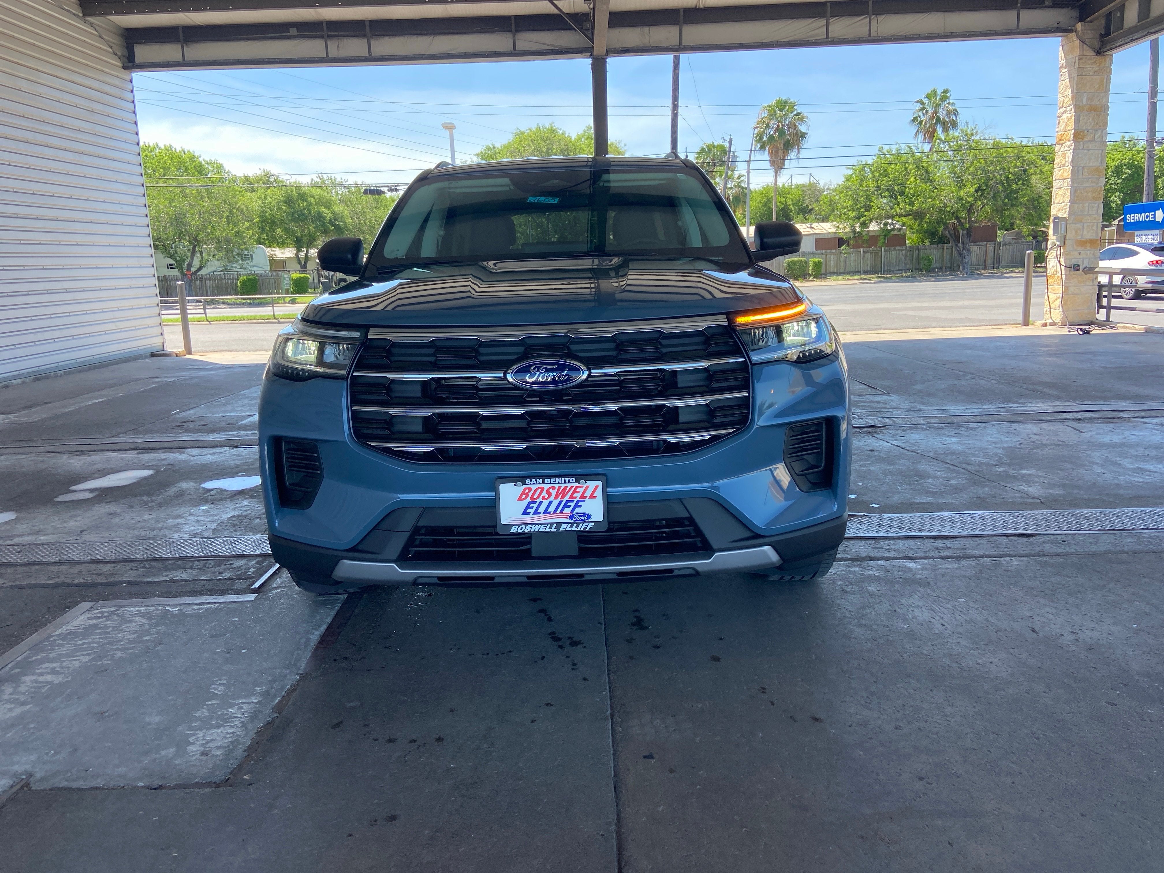 2026 Ford Explorer Active w/200A Pkg