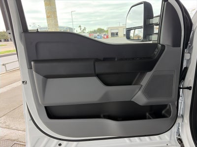 2027 Ford Super Duty F-250 SRW XL