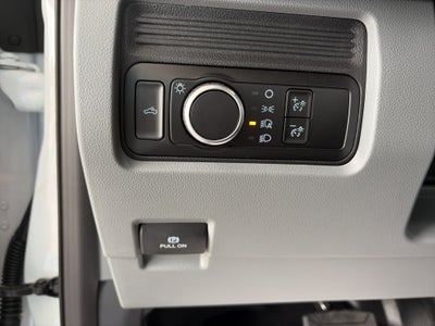 2027 Ford Super Duty F-250 SRW XL