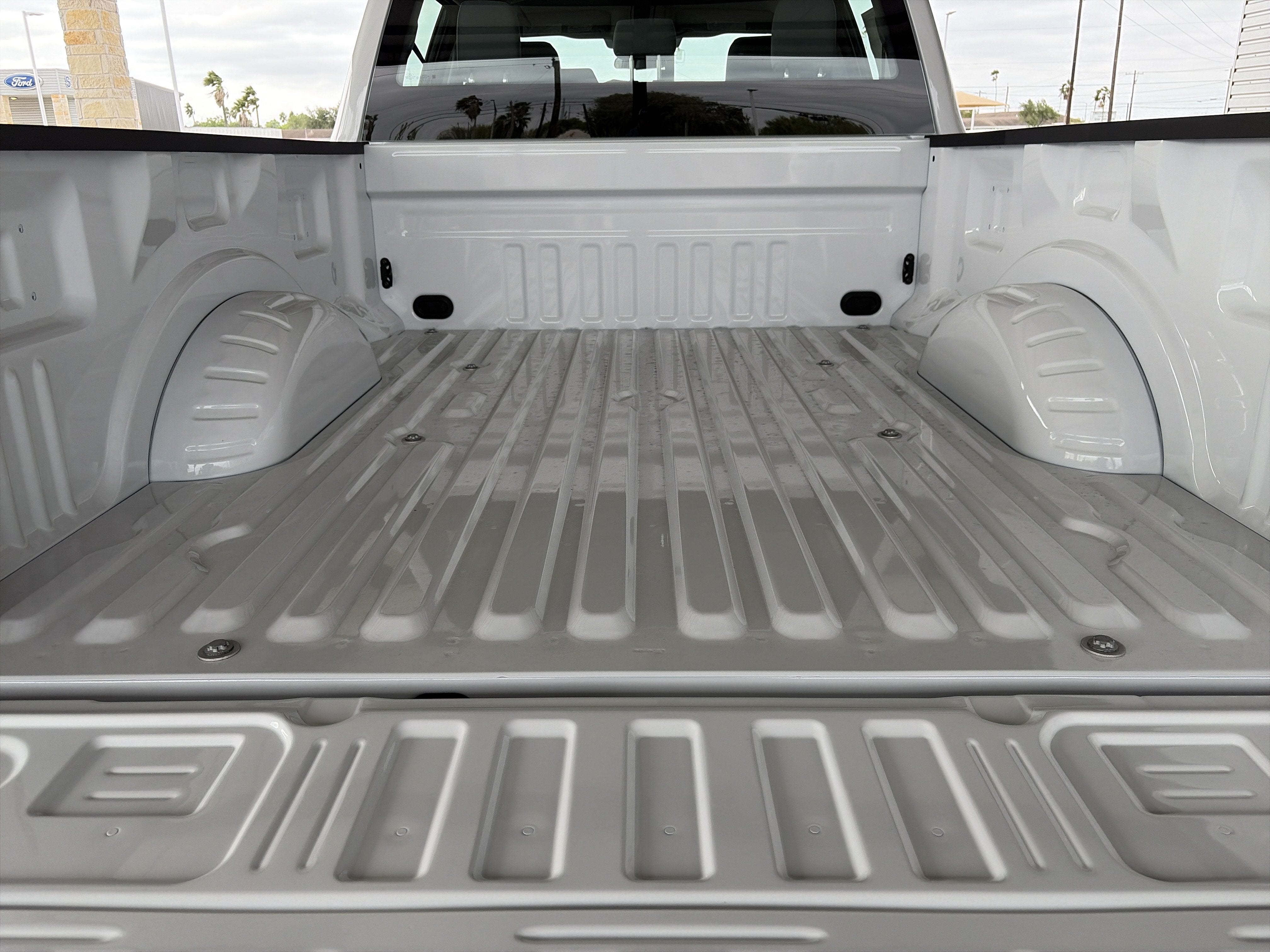 2027 Ford Super Duty F-250 SRW XL