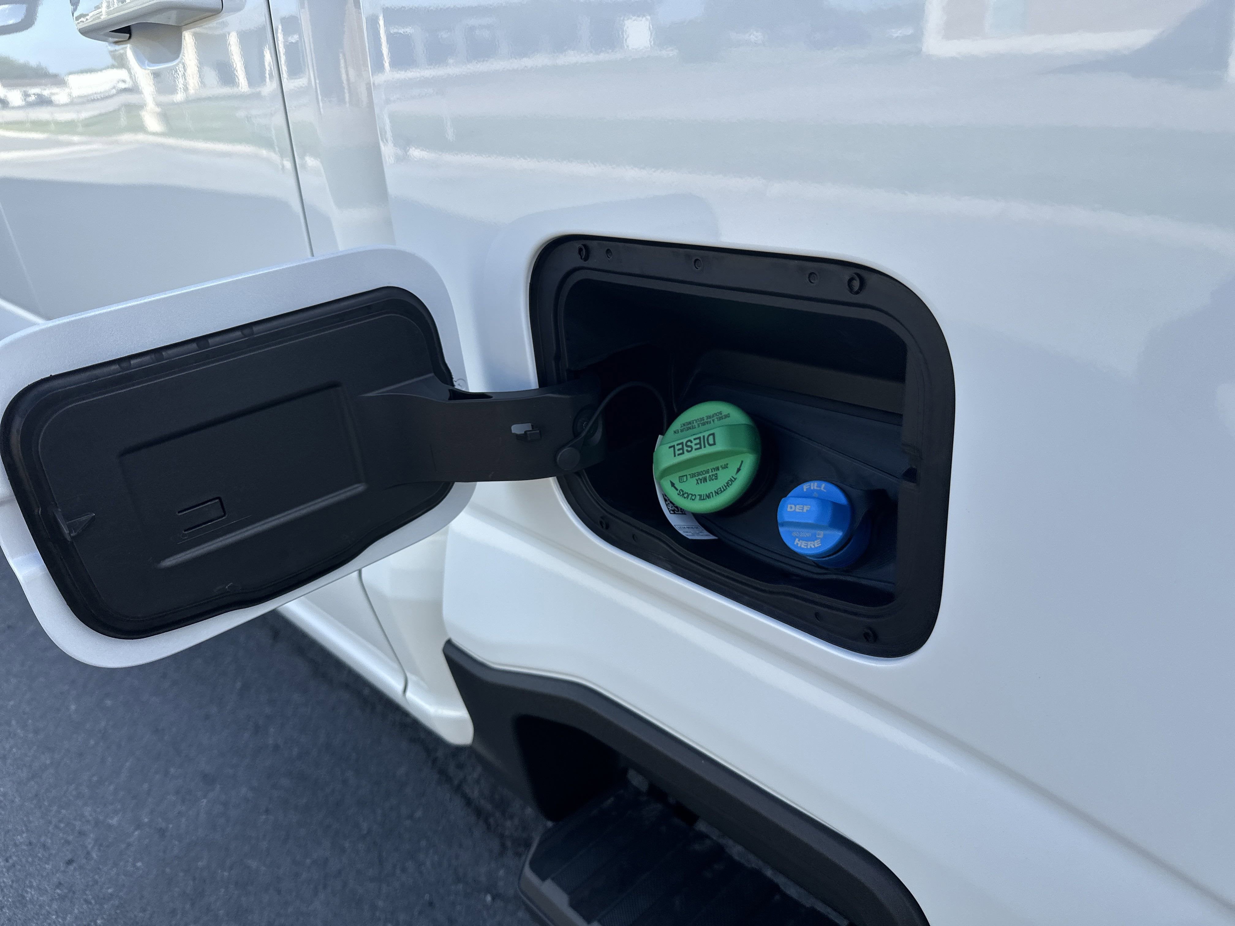 2025 Ford Super Duty F-250 SRW Platinum