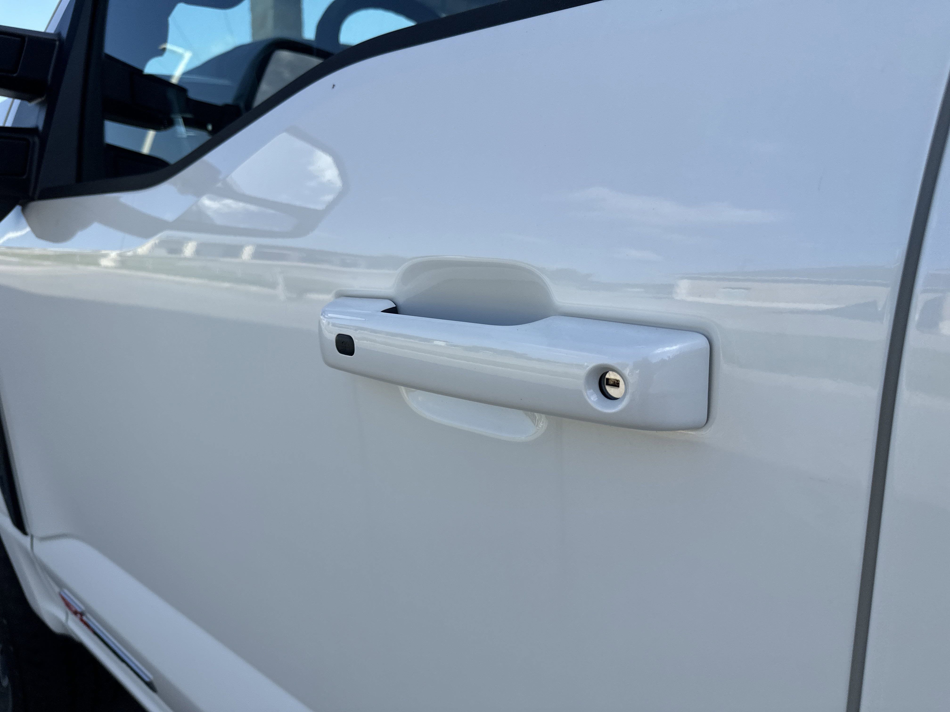 2025 Ford Super Duty F-250 SRW Platinum