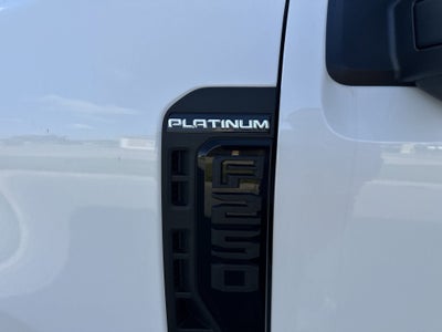 2025 Ford Super Duty F-250 SRW Platinum