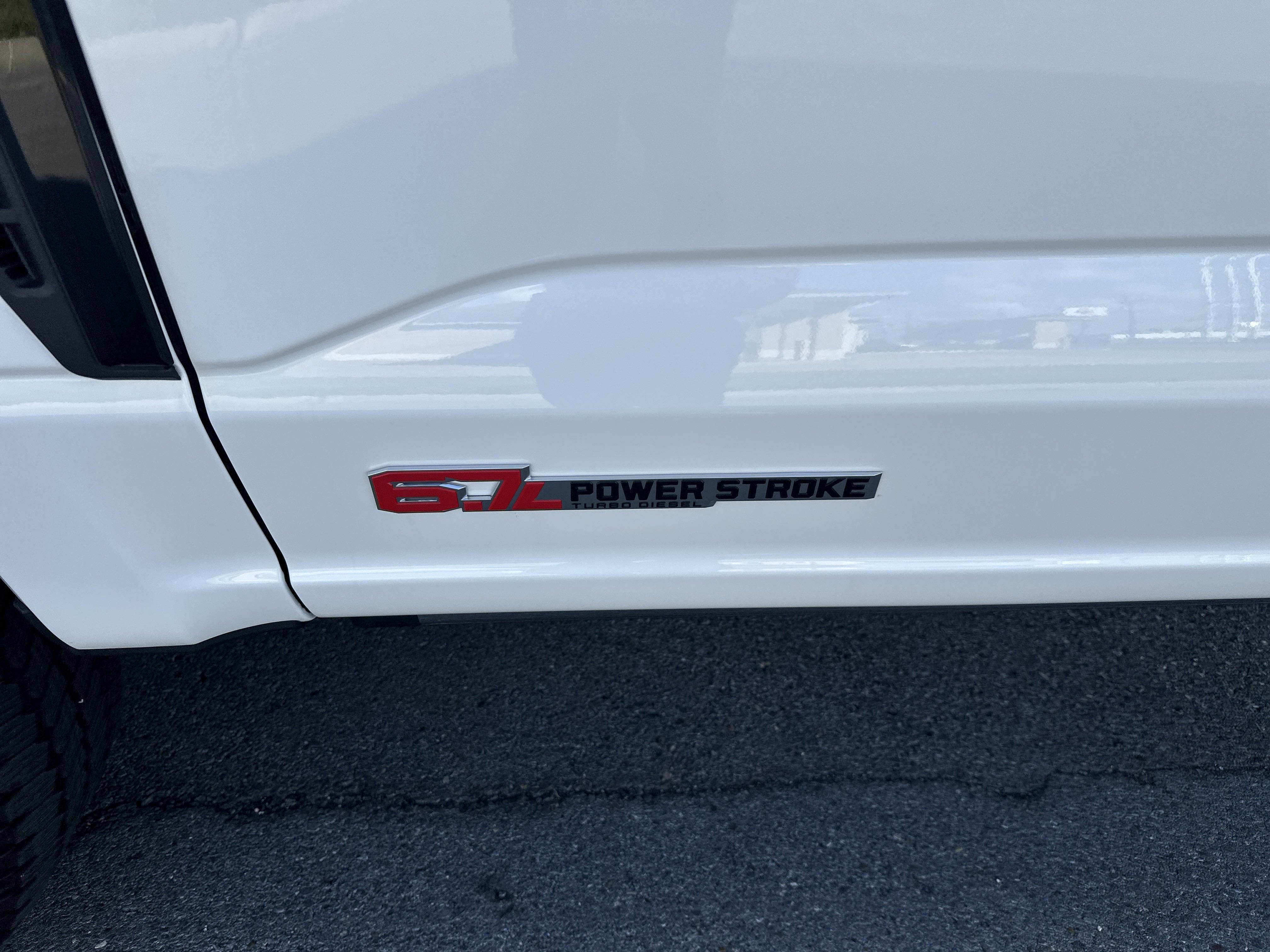 2025 Ford Super Duty F-250 SRW Platinum