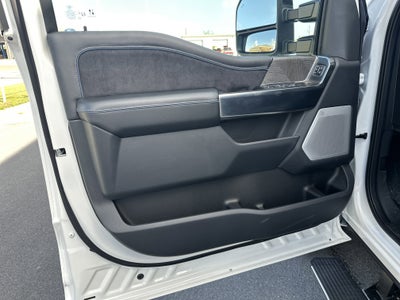 2025 Ford Super Duty F-250 SRW Platinum