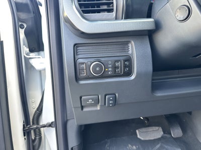 2025 Ford Super Duty F-250 SRW Platinum