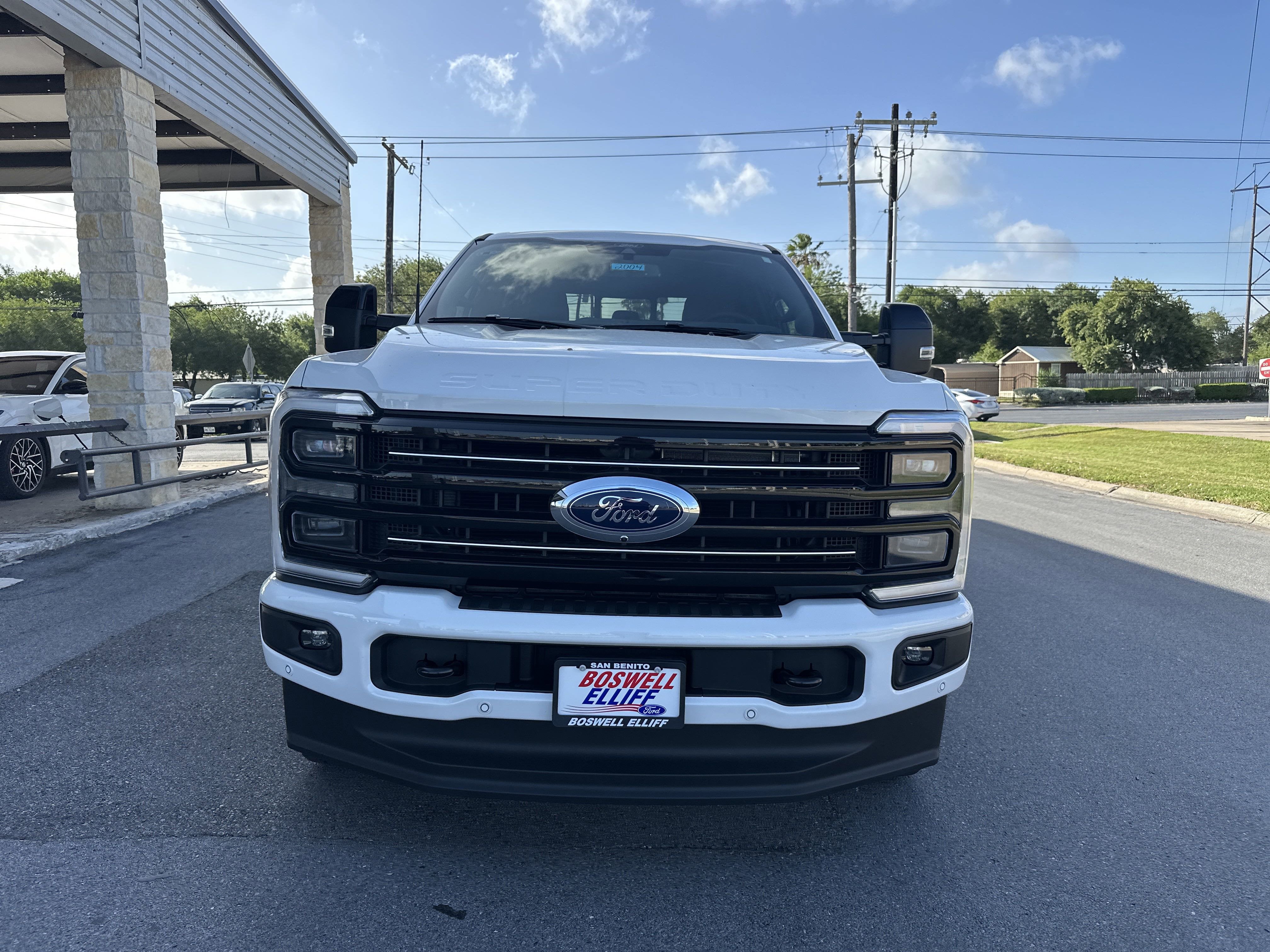 2025 Ford Super Duty F-250 SRW Platinum