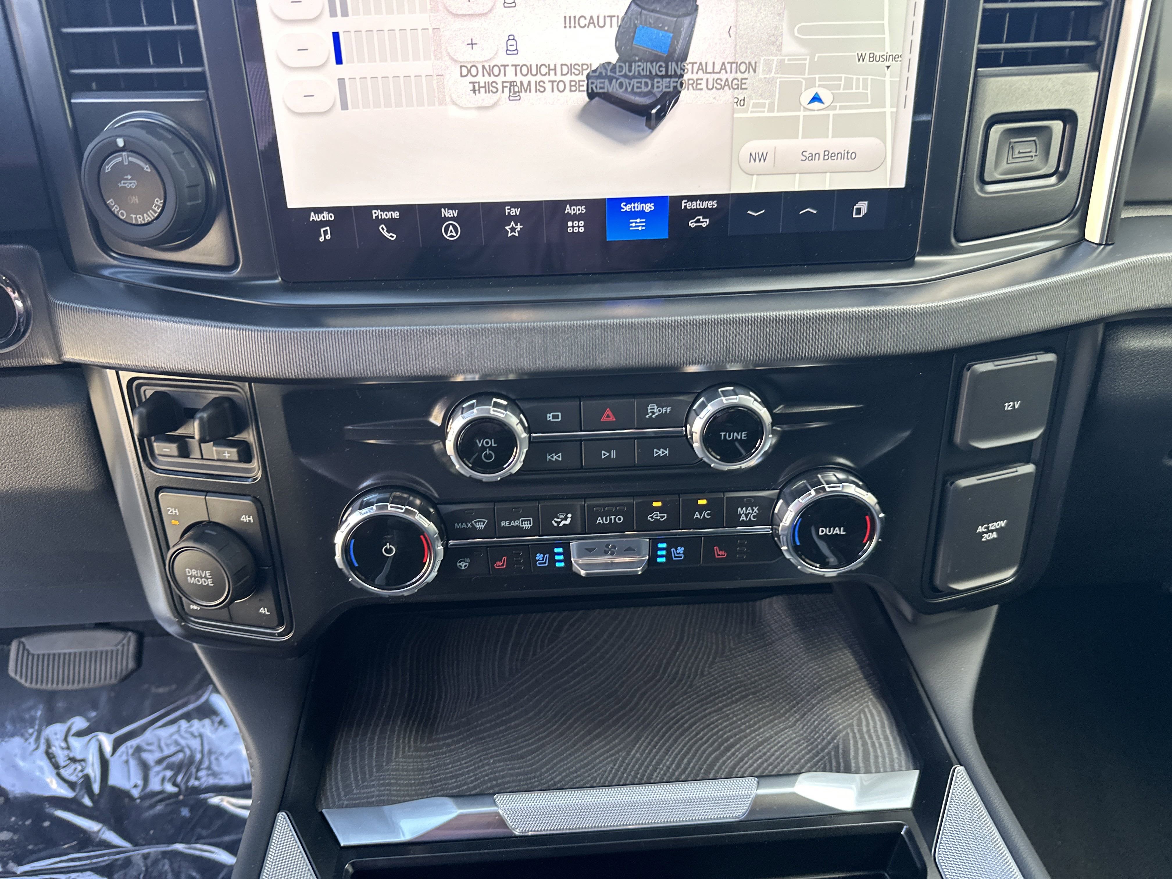 2025 Ford Super Duty F-250 SRW Platinum