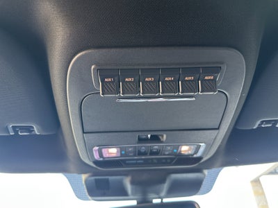 2025 Ford Super Duty F-250 SRW Platinum