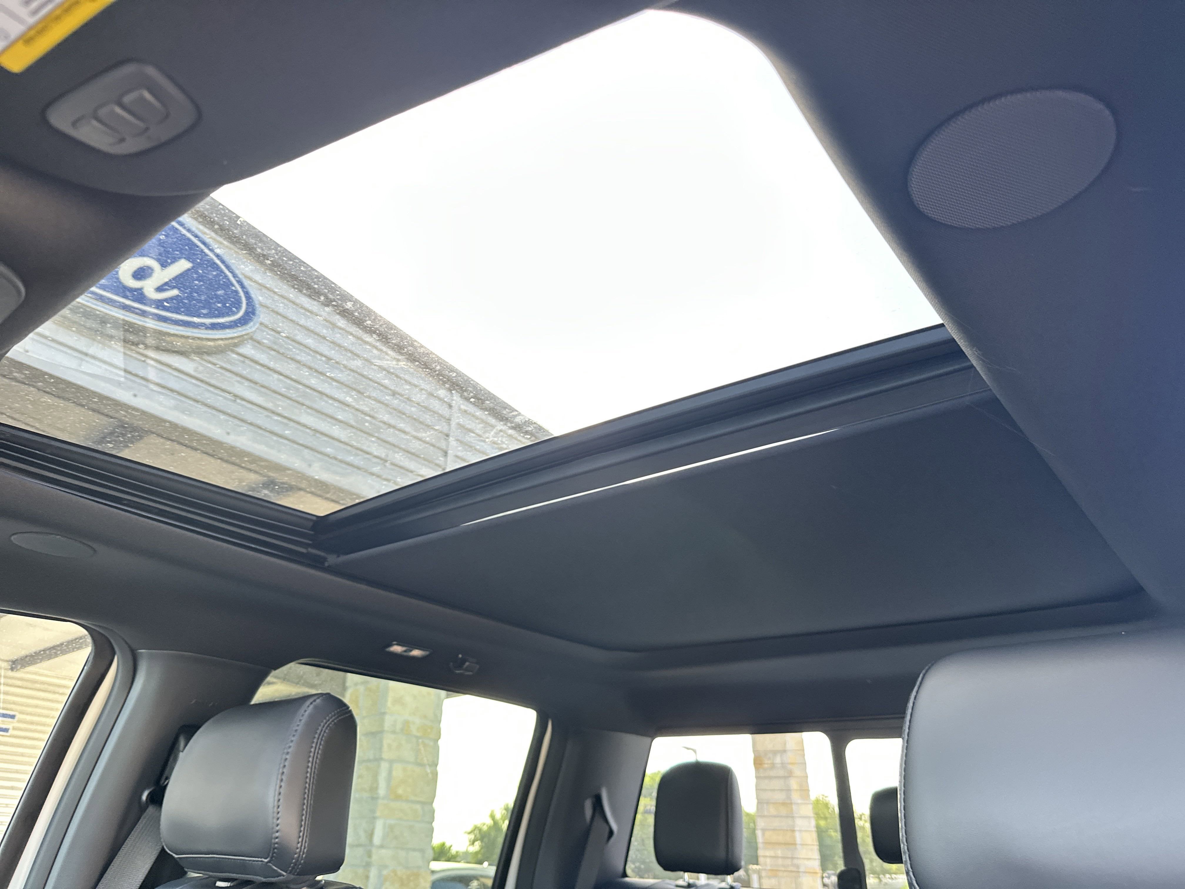 2025 Ford Super Duty F-250 SRW Platinum