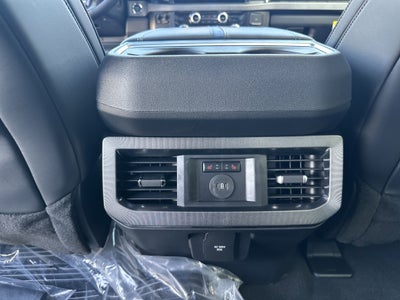 2025 Ford Super Duty F-250 SRW Platinum