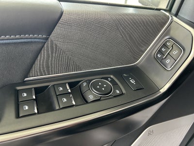 2025 Ford Super Duty F-250 SRW Platinum