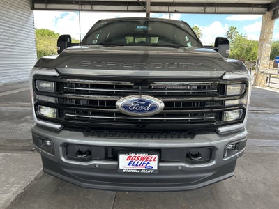 2025 Ford Super Duty F-250 SRW Platinum
