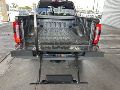 2025 Ford Super Duty F-250 SRW Platinum