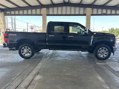 2025 Ford Super Duty F-250 SRW F-250® King Ranch®