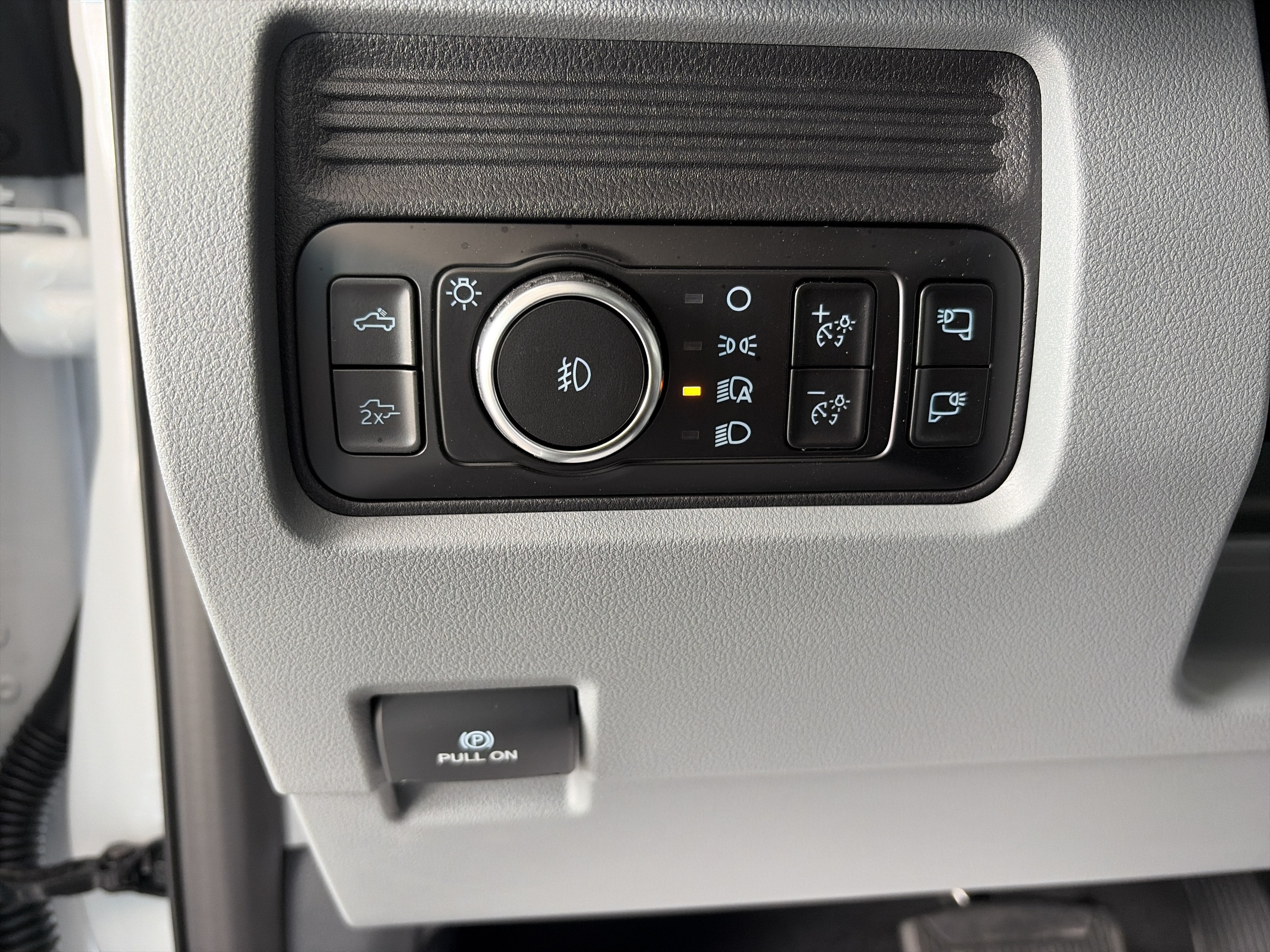 2027 Ford Super Duty F-250 SRW XLT
