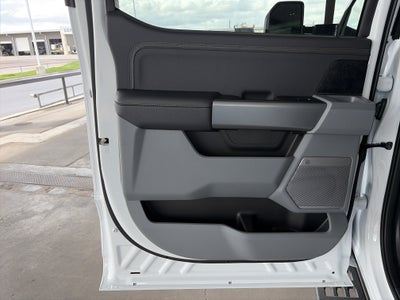 2027 Ford Super Duty F-250 SRW XLT
