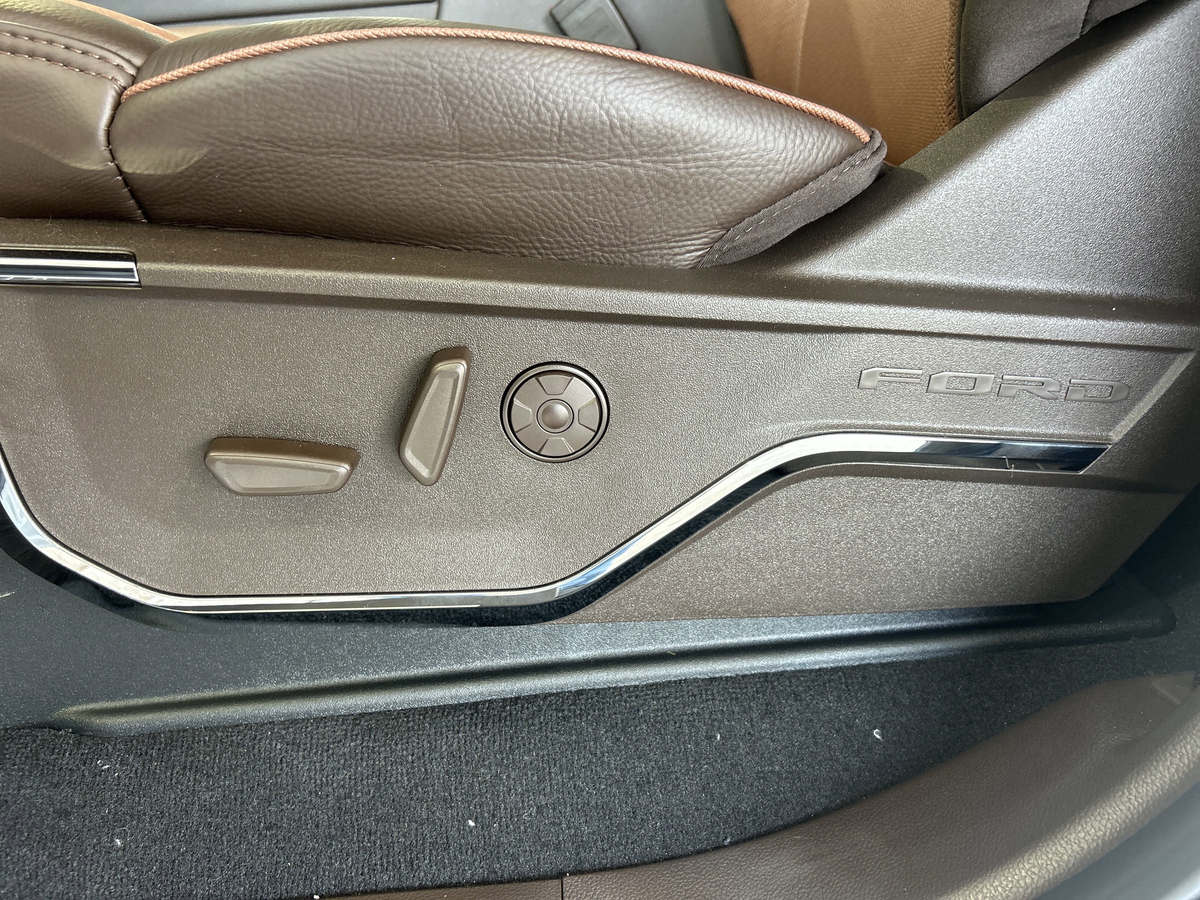 2025 Ford Super Duty F-250 SRW F-250® King Ranch®