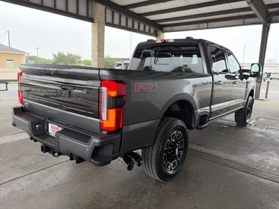 2026 Ford Super Duty F-250 SRW Platinum