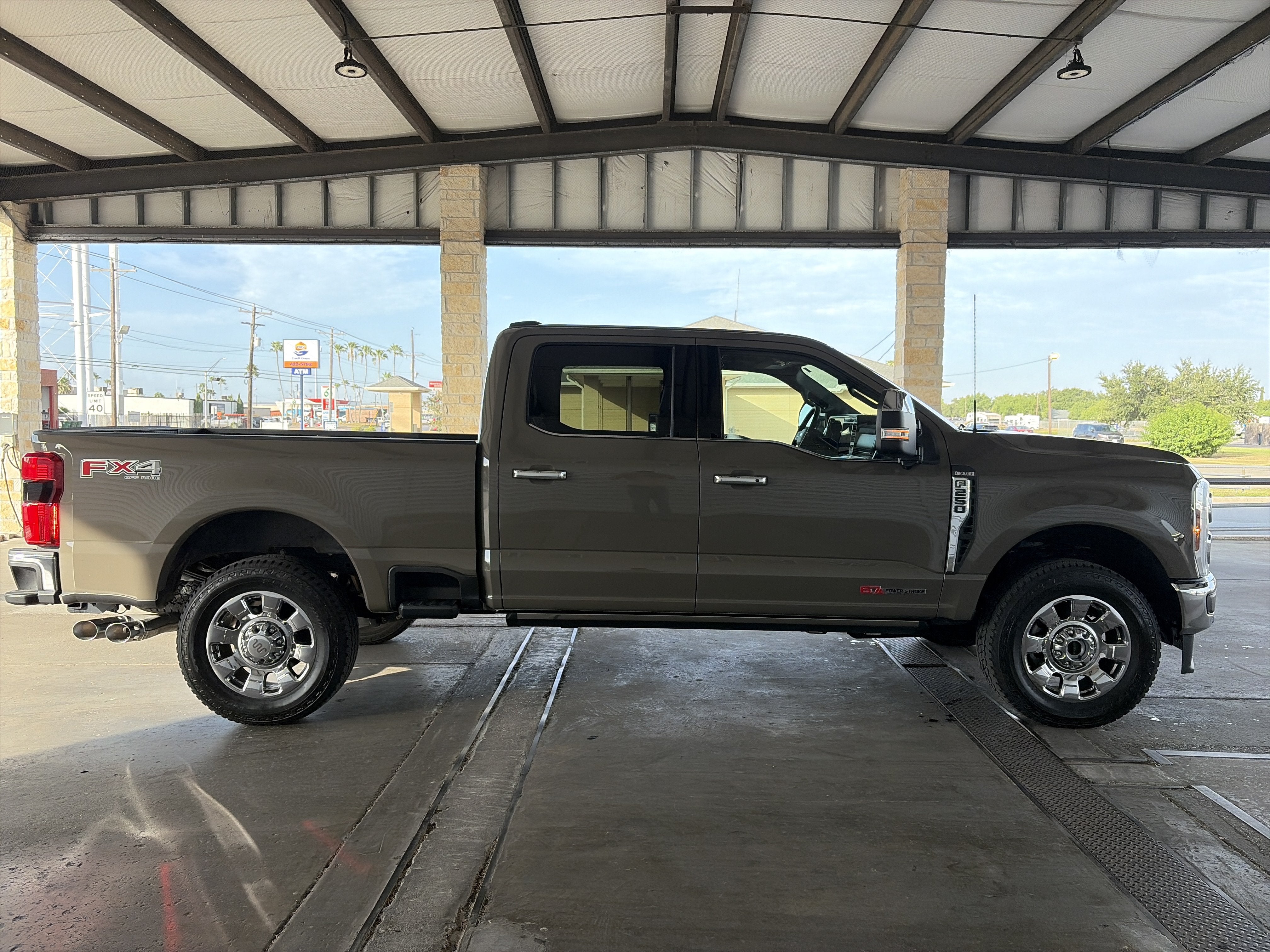 2026 Ford Super Duty F-250 SRW F-250® King Ranch®