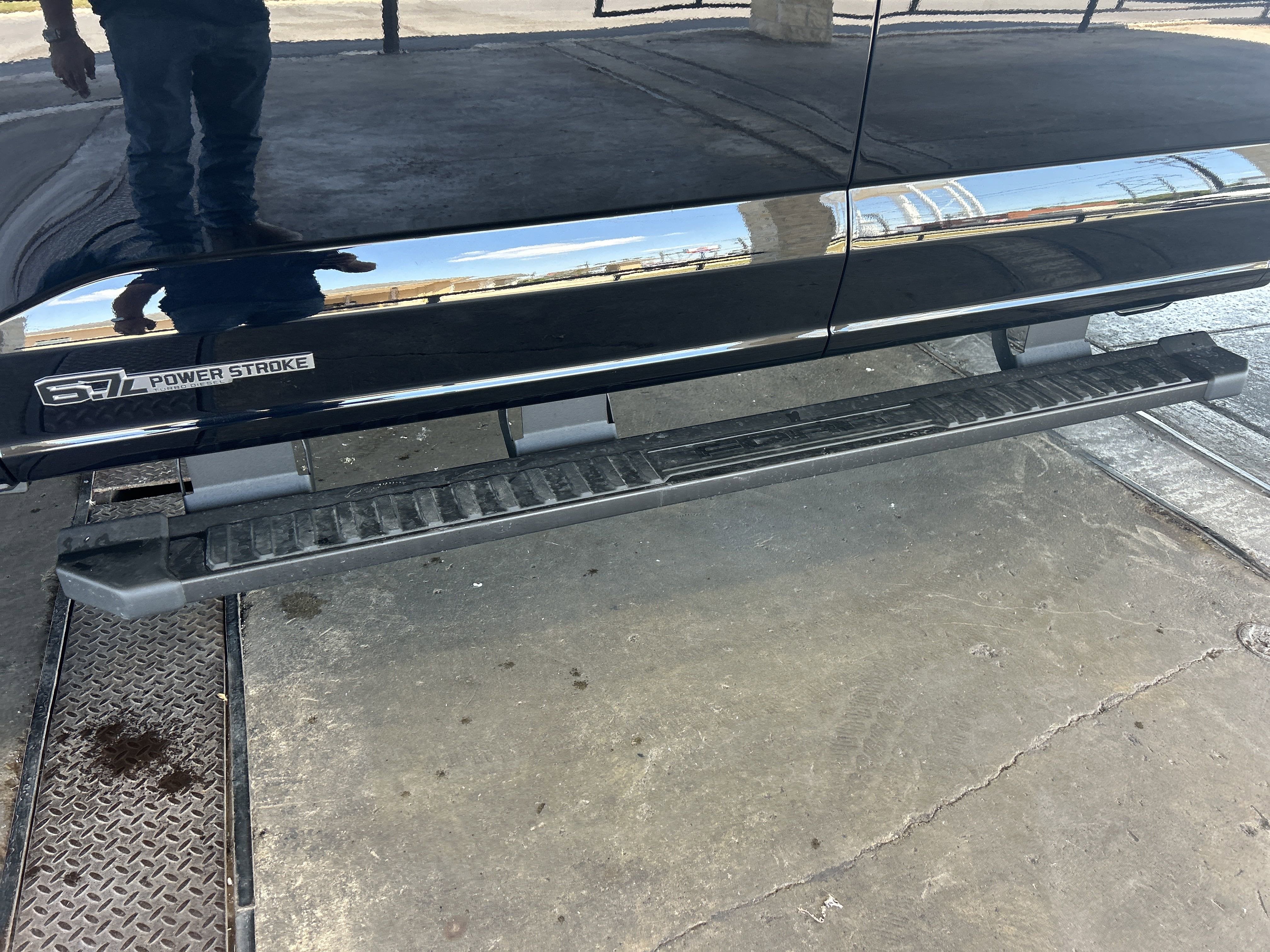 2025 Ford Super Duty F-250 SRW F-250® Lariat®