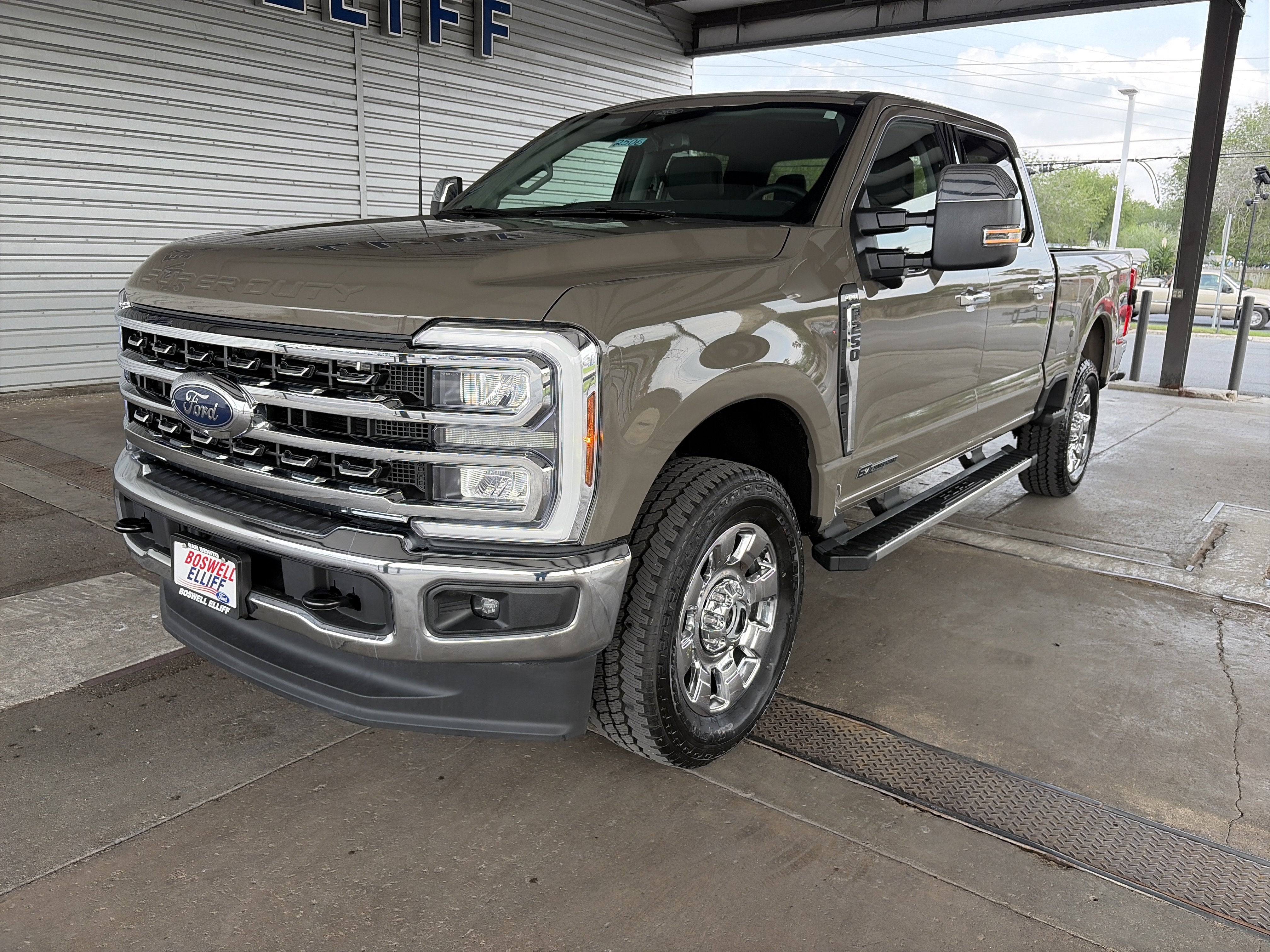 2026 Ford Super Duty F-250 SRW LARIAT