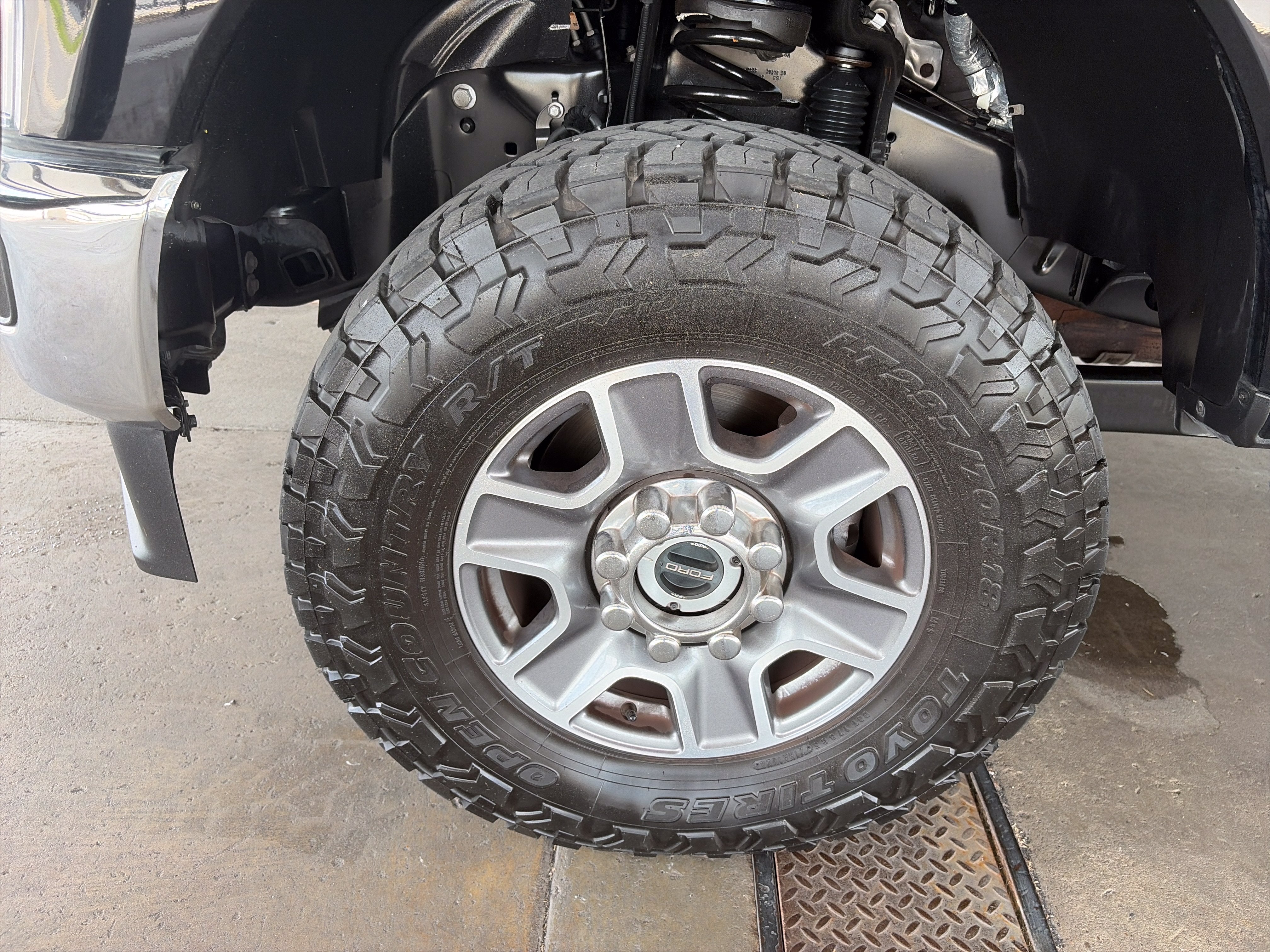 2024 Ford Super Duty F-350 SRW LARIAT