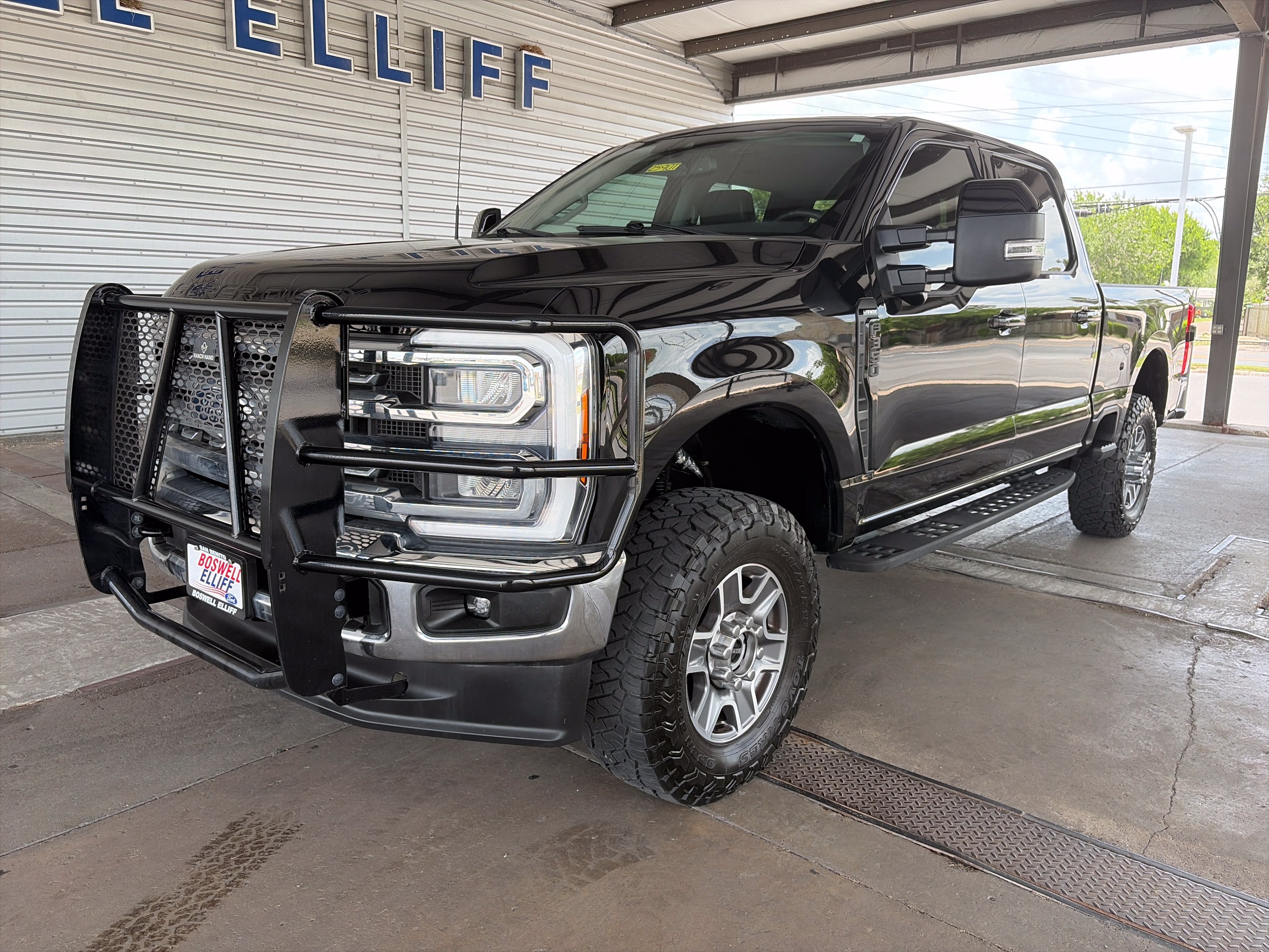 2024 Ford Super Duty F-350 SRW LARIAT