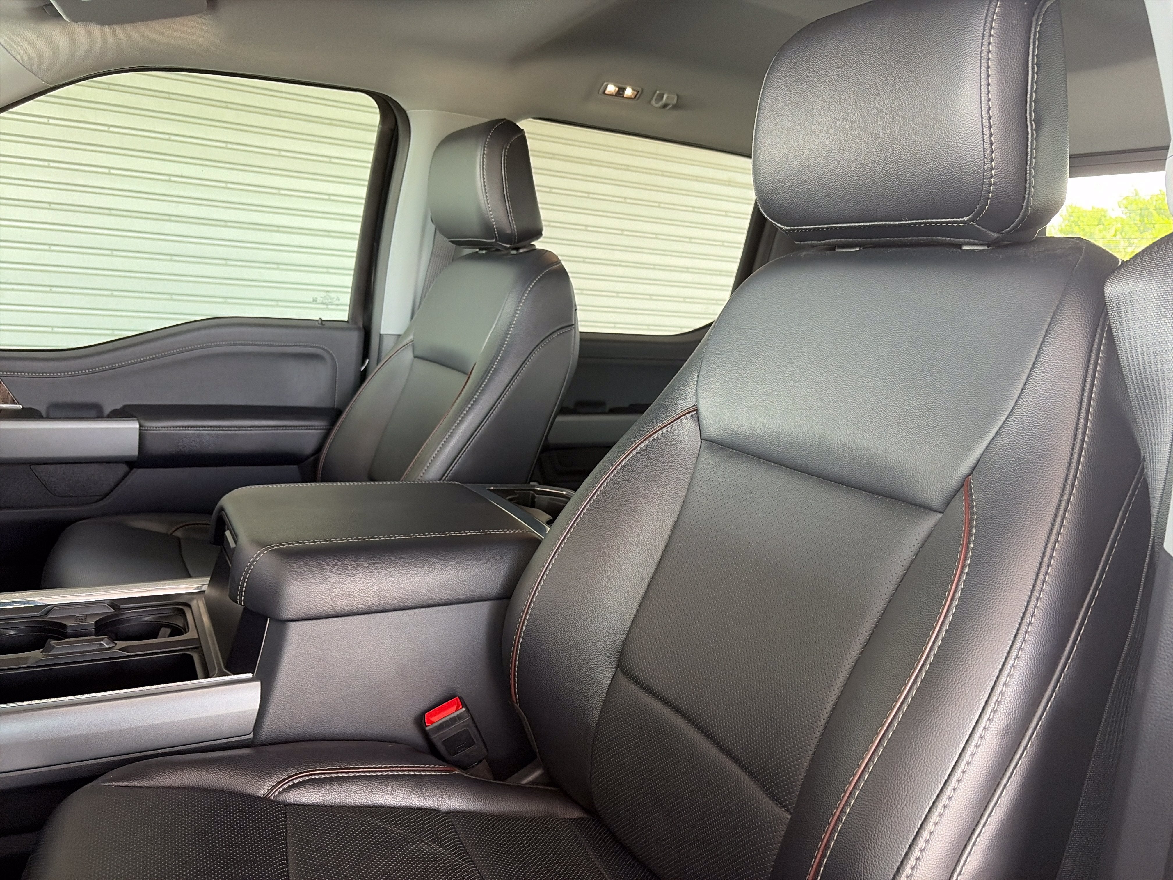 2024 Ford Super Duty F-350 SRW LARIAT