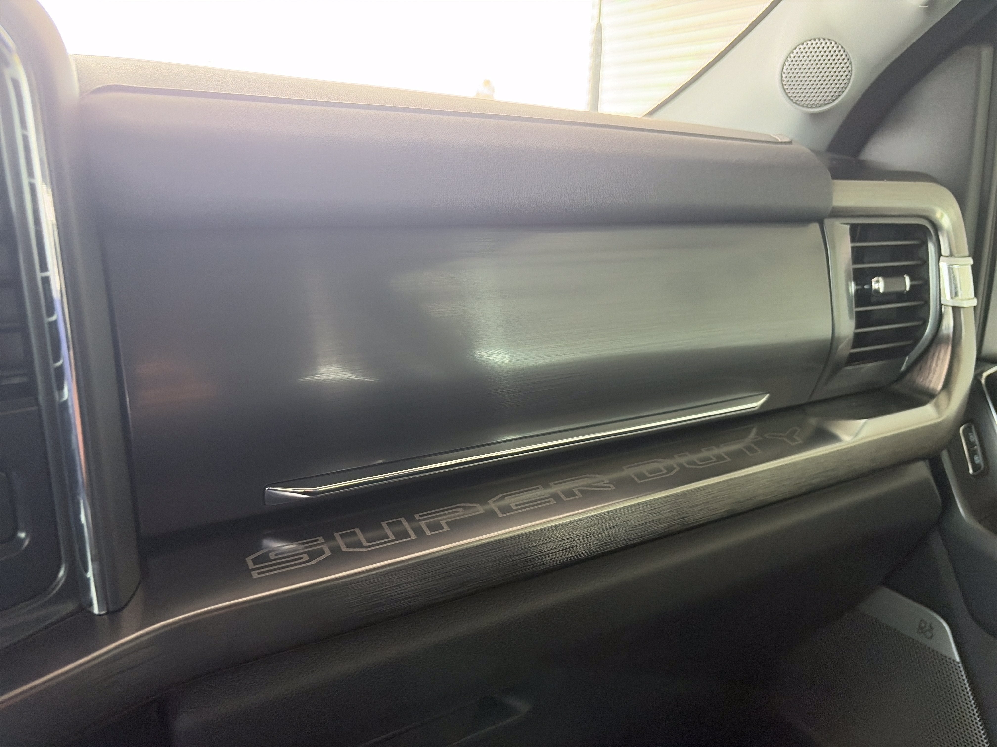 2024 Ford Super Duty F-350 SRW LARIAT