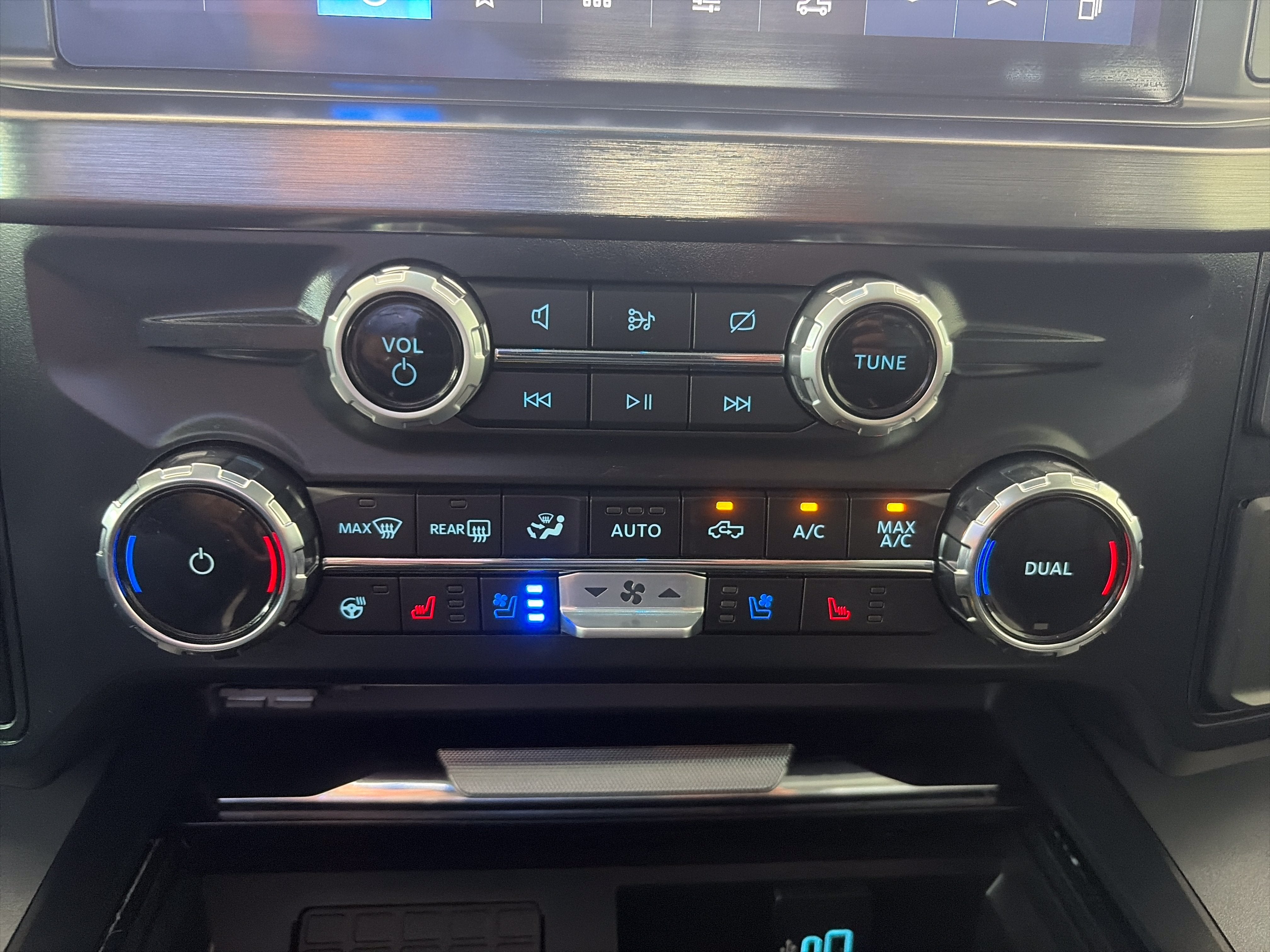 2024 Ford Super Duty F-350 SRW LARIAT