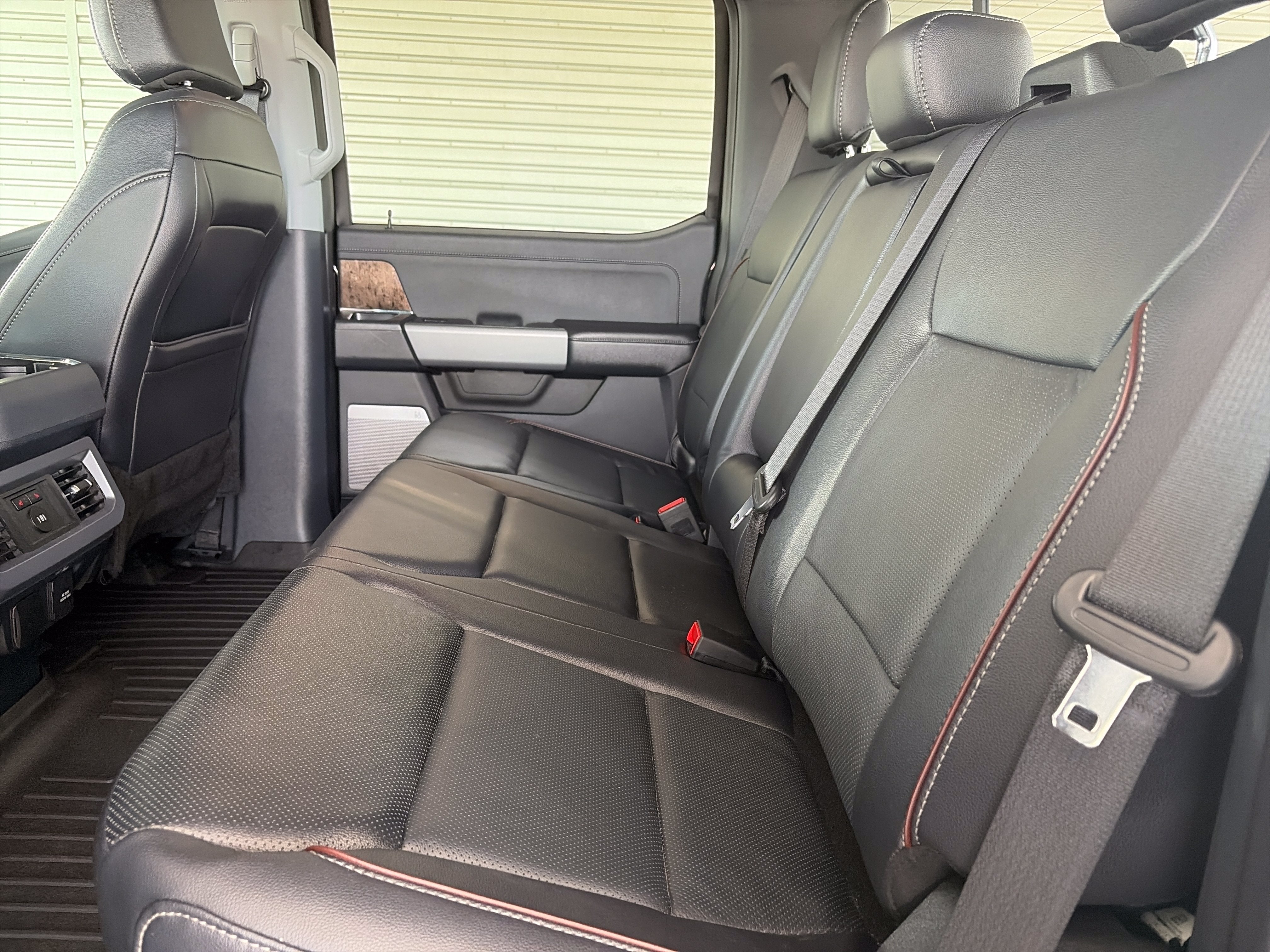 2024 Ford Super Duty F-350 SRW LARIAT