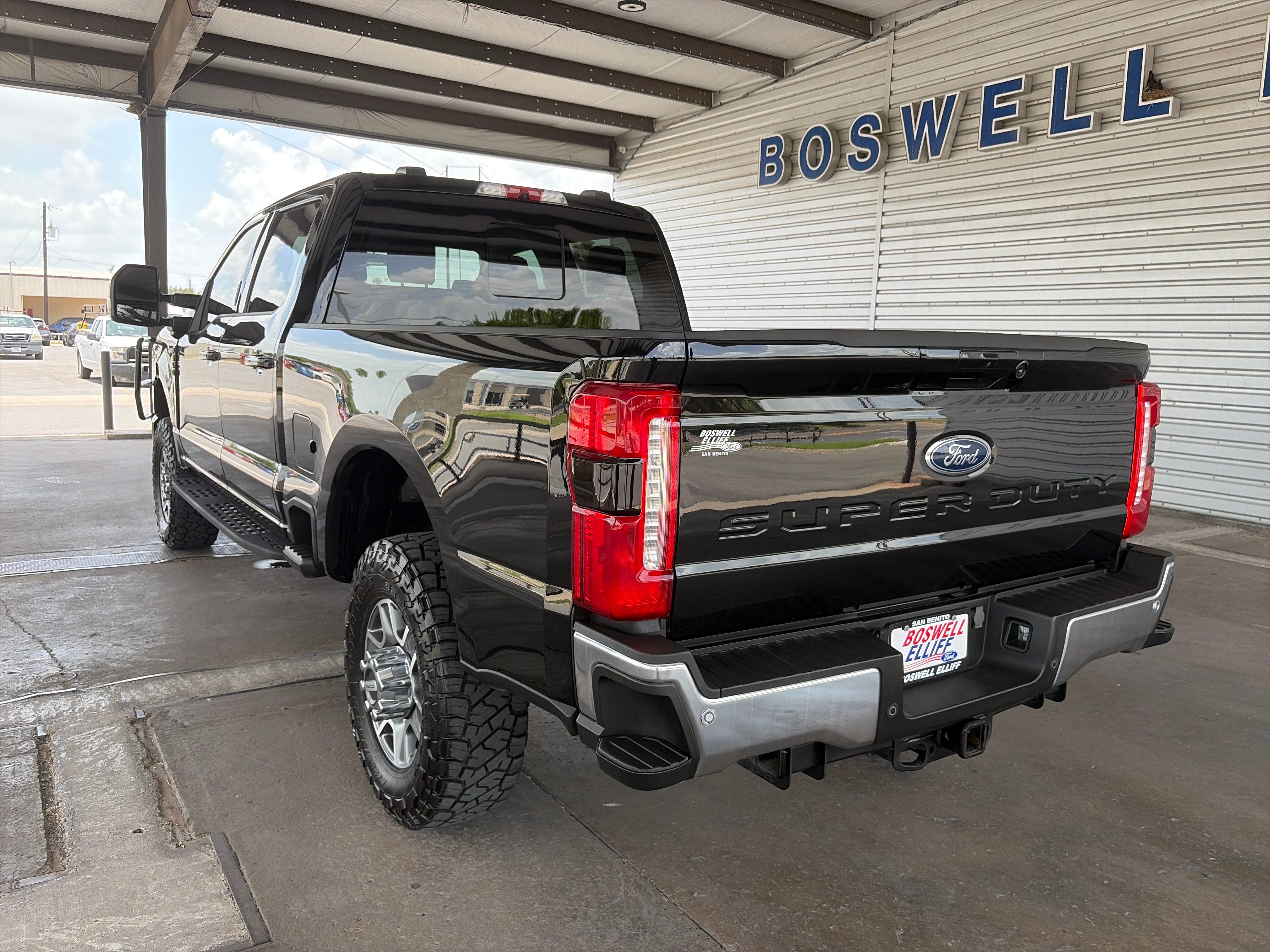 2024 Ford Super Duty F-350 SRW LARIAT