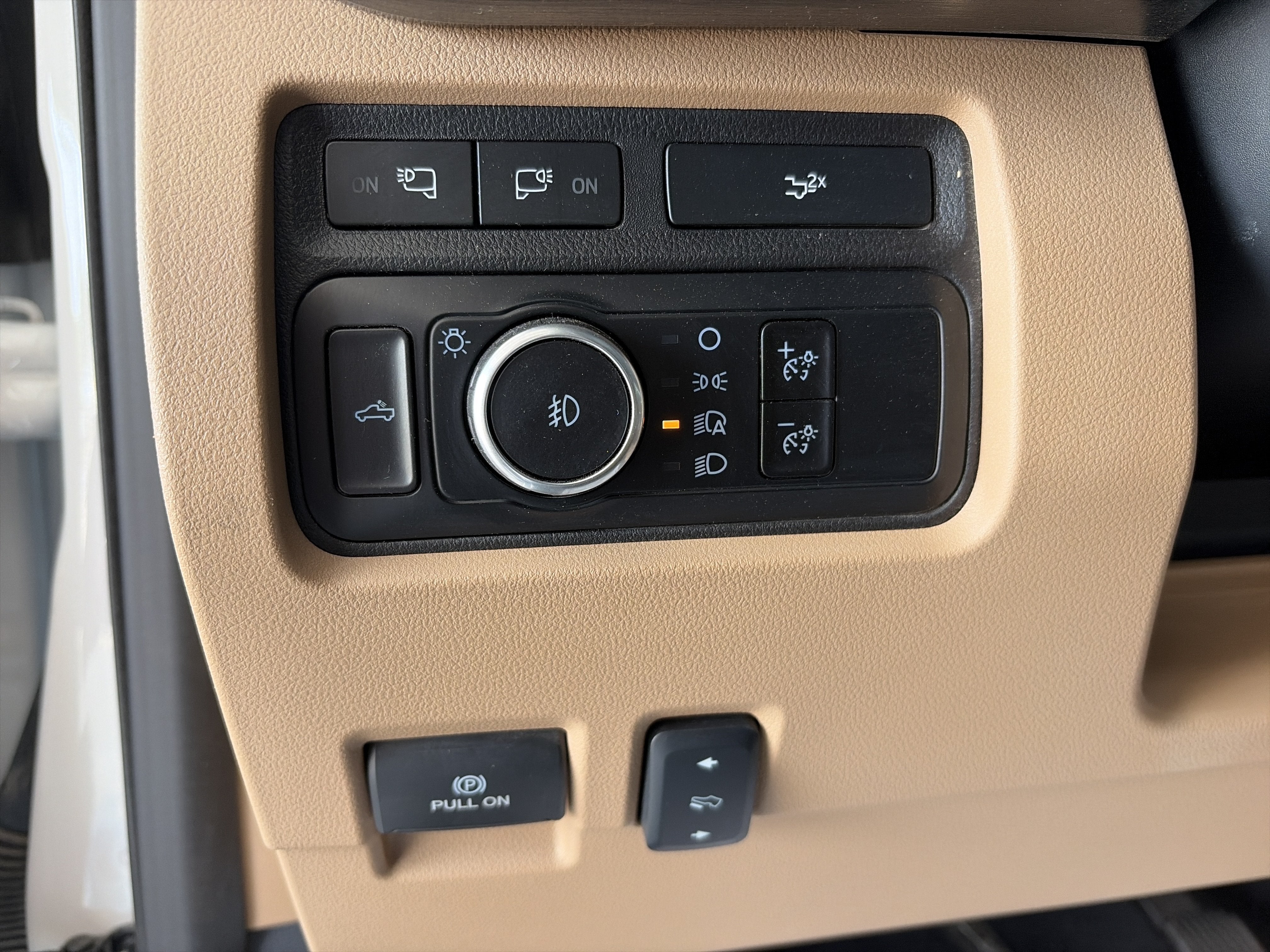 2024 Ford Super Duty F-350 SRW LARIAT