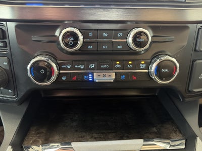 2024 Ford Super Duty F-350 SRW LARIAT