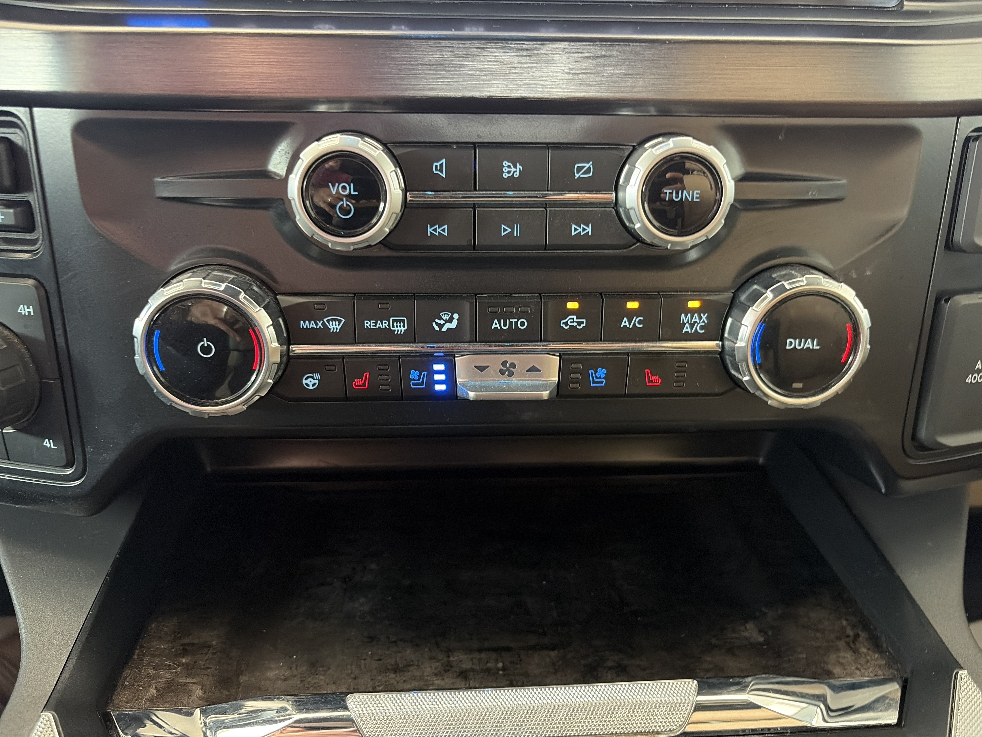 2024 Ford Super Duty F-350 SRW LARIAT