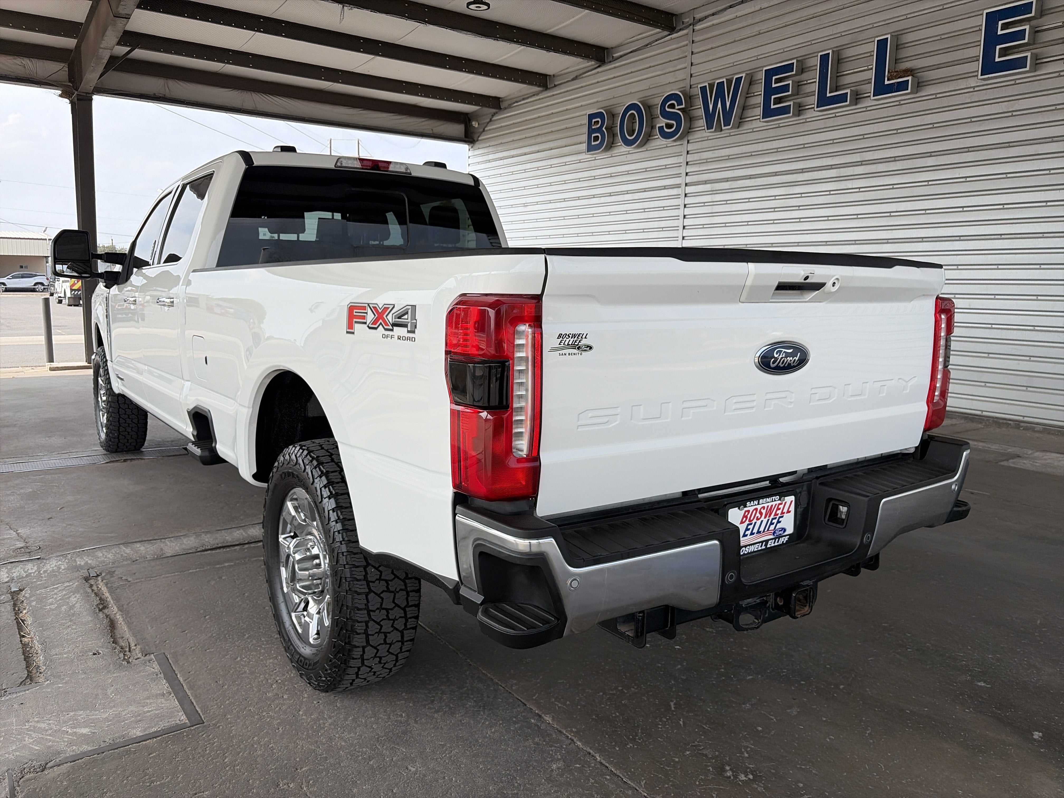 2024 Ford Super Duty F-350 SRW LARIAT