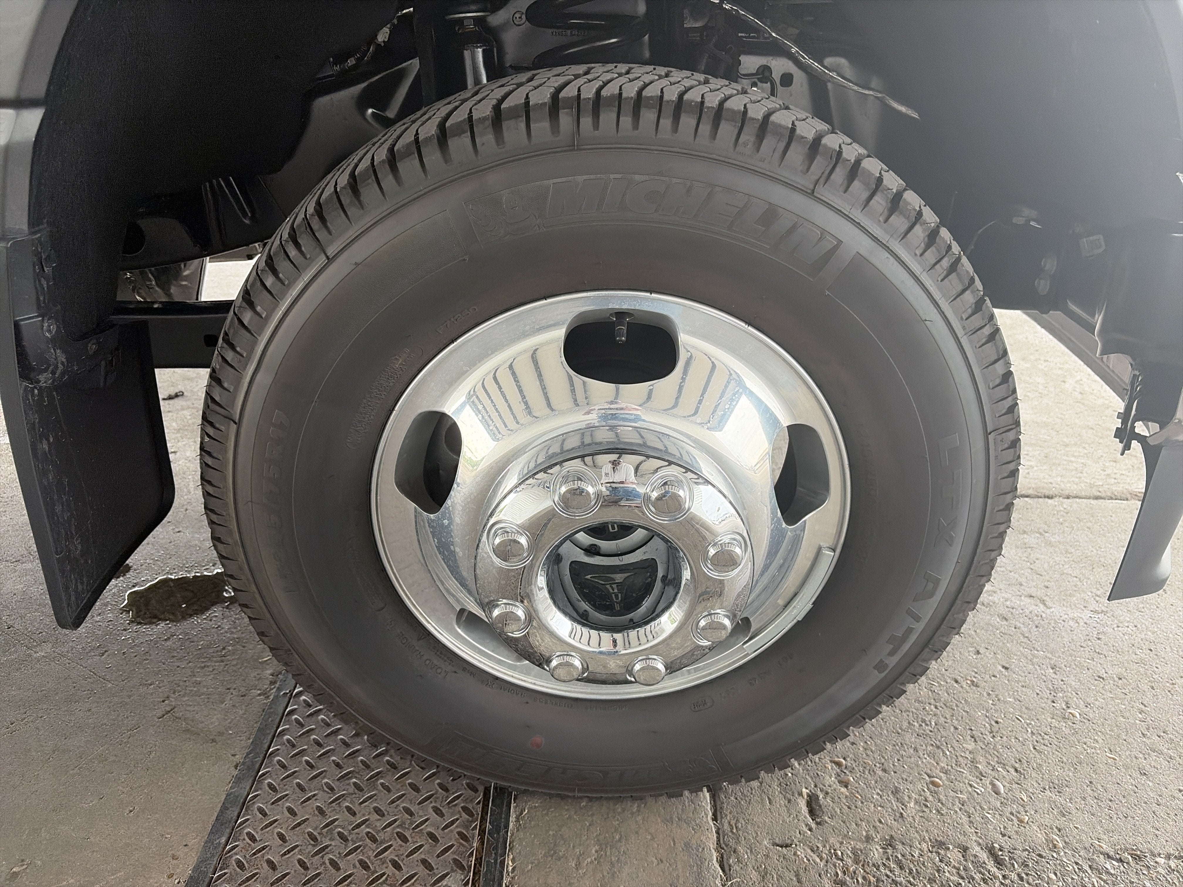 2026 Ford Super Duty F-350 DRW F-350® Lariat®