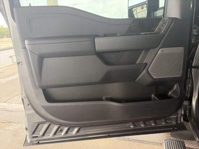 2026 Ford Super Duty F-350 DRW F-350® Lariat®