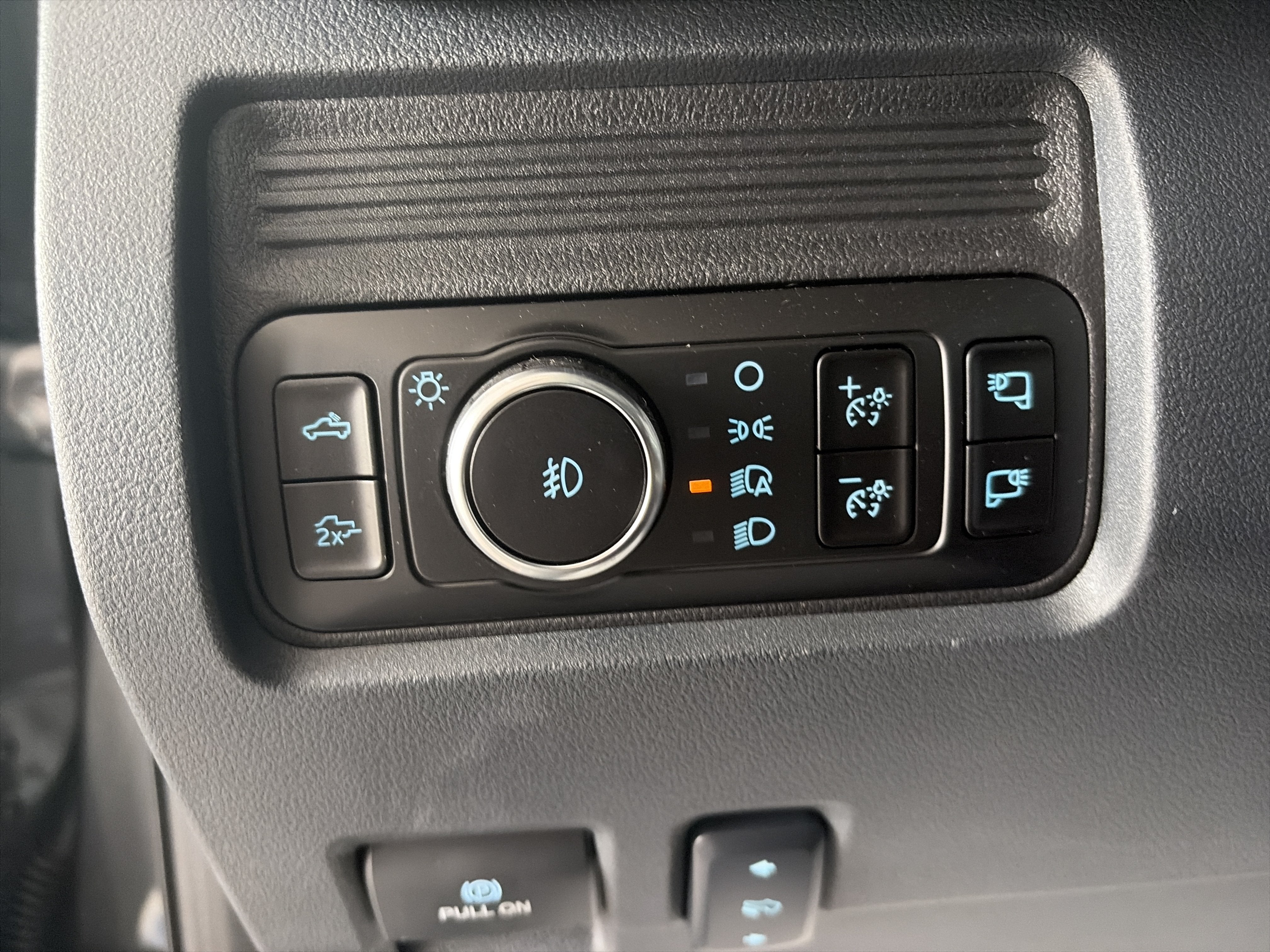 2026 Ford Super Duty F-350 DRW F-350® Lariat®