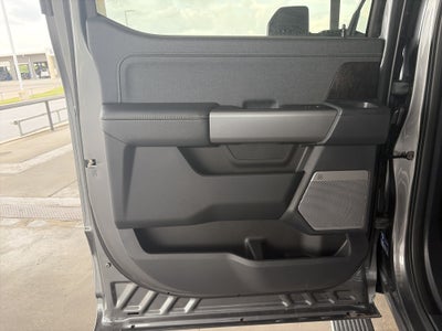 2026 Ford Super Duty F-350 DRW F-350® Lariat®