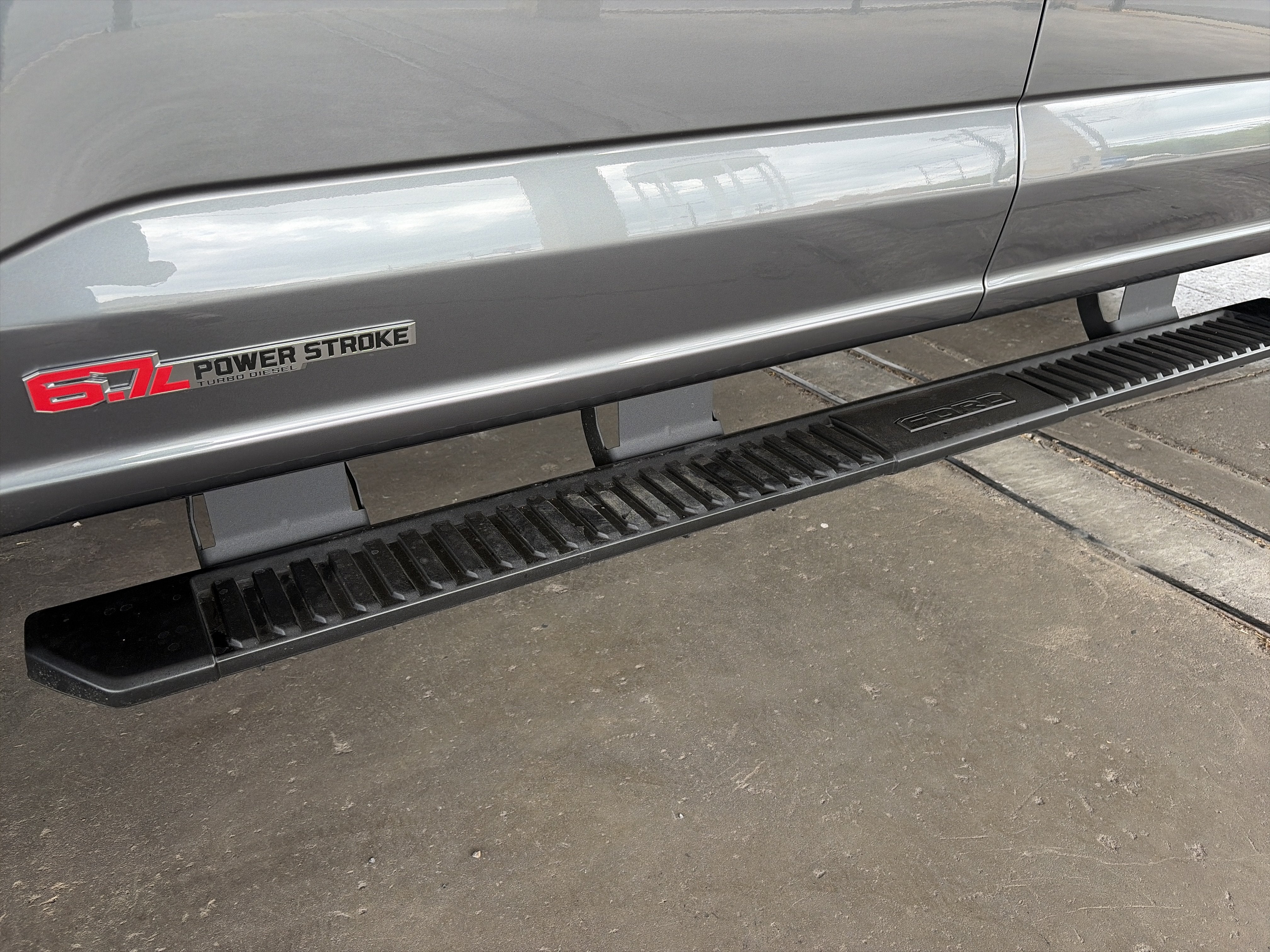 2027 Ford Super Duty F-350 DRW XL