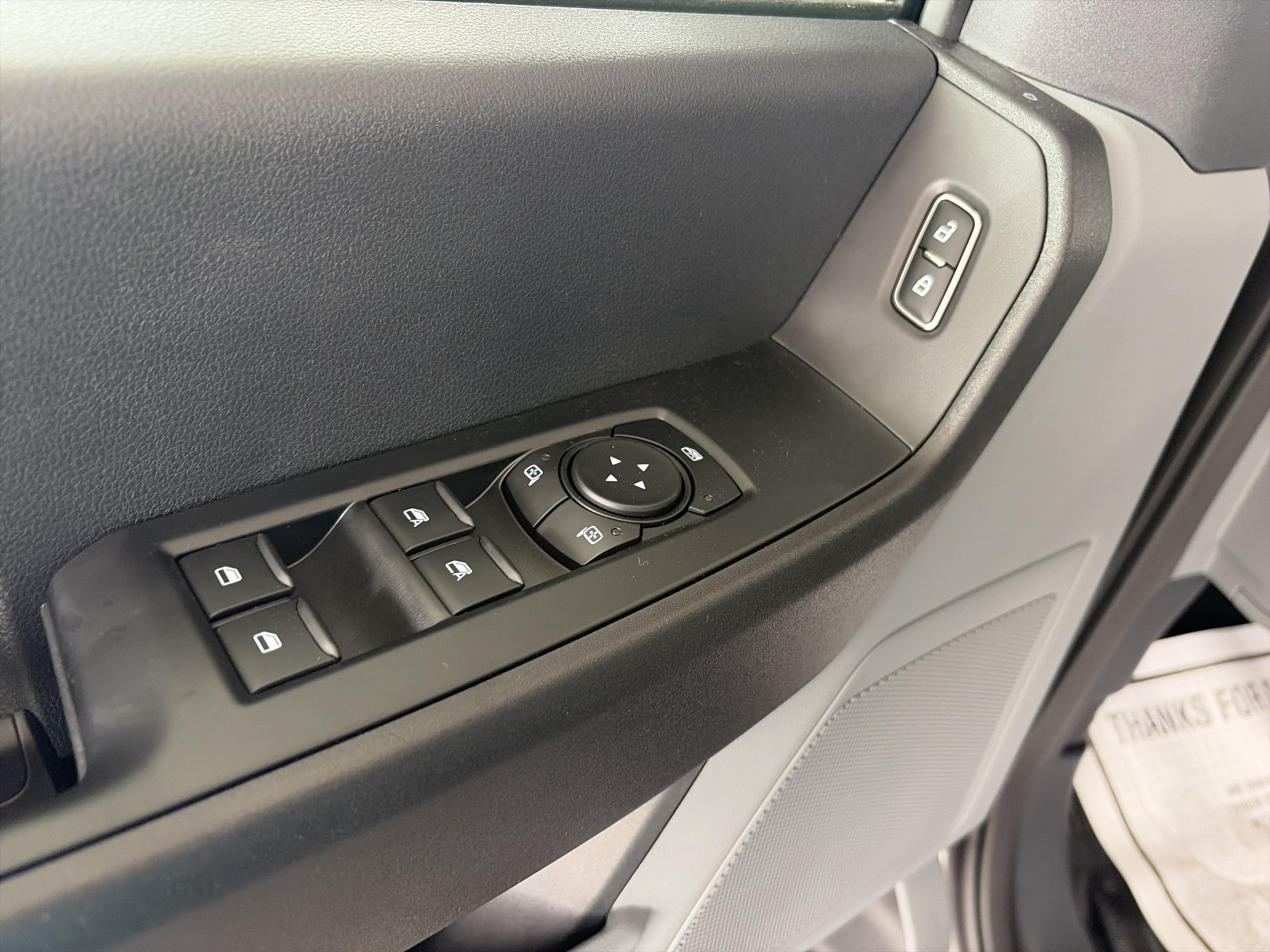 2027 Ford Super Duty F-350 DRW XL