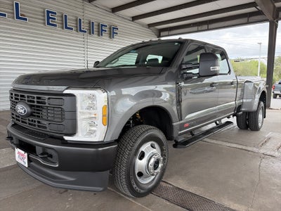 2027 Ford Super Duty F-350 DRW XL