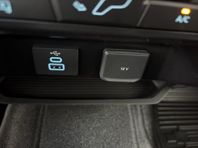 2027 Ford Super Duty F-350 DRW XL