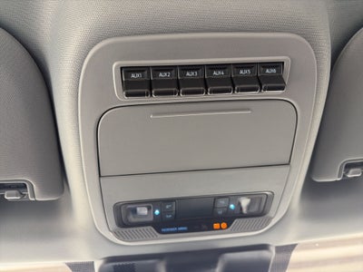 2027 Ford Super Duty F-350 DRW XL
